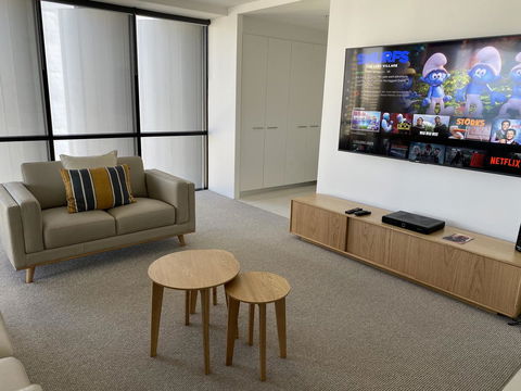 Circle On Cavill 2, 3, 4 & 5 Bedroom SkyHomes & SUB PENTHOUSES By Gold Coast Holidays - Tourism Brisbane 6