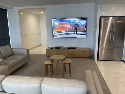 Circle On Cavill 2, 3, 4 & 5 Bedroom SkyHomes & SUB PENTHOUSES By Gold Coast Holidays - Tourism Brisbane 20