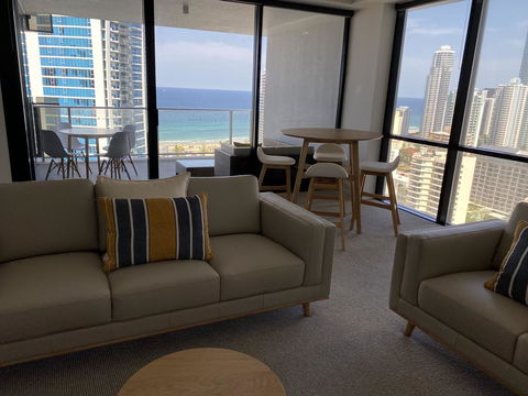 Circle On Cavill 2, 3, 4 & 5 Bedroom SkyHomes & SUB PENTHOUSES By Gold Coast Holidays - Tourism Brisbane 8