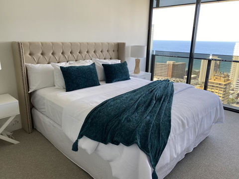 Circle On Cavill 2, 3, 4 & 5 Bedroom SkyHomes & SUB PENTHOUSES By Gold Coast Holidays - Tourism Brisbane 15
