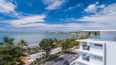 Echelon Apartments Yeppoon - Tourism Brisbane 6