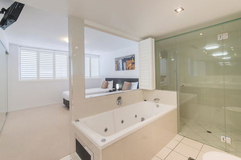 Echelon Apartments Yeppoon - Tourism Brisbane 10