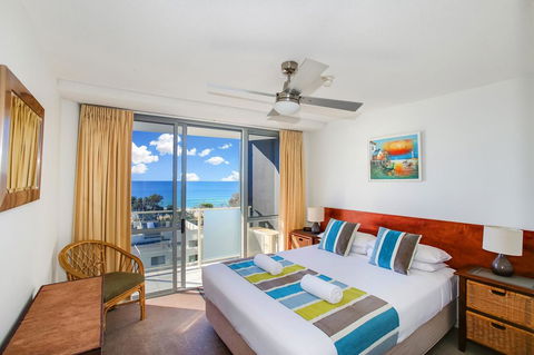 Catalina Resort - Tourism Brisbane 37