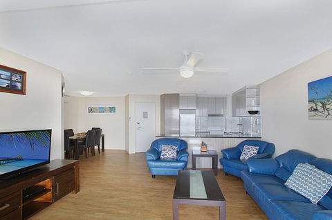 Catalina Resort - Tourism Brisbane 36