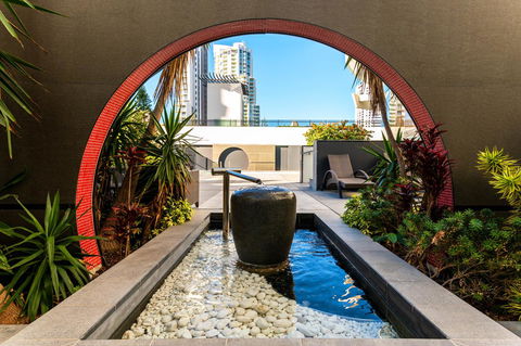 Peppers Broadbeach - Tourism Brisbane 3