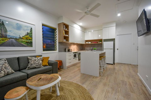 Blue Summit Hideaway - Tourism Brisbane 7