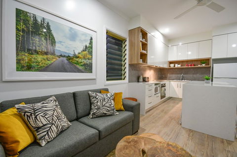 Blue Summit Hideaway - Tourism Brisbane 5