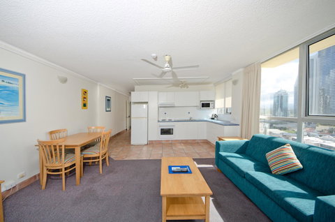 Chateau Beachside Resort - Tourism Brisbane 15