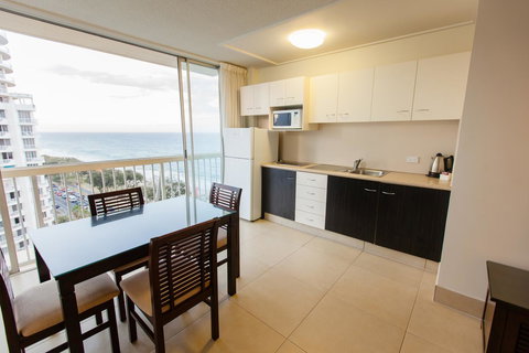 Chateau Beachside Resort - Tourism Brisbane 18