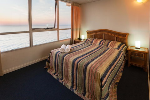 Chateau Beachside Resort - Tourism Brisbane 26