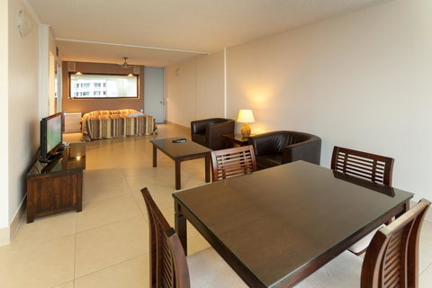 Chateau Beachside Resort - Tourism Brisbane 14