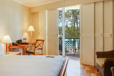 InterContinental Sanctuary Cove Resort, An IHG Hotel - Tourism Brisbane 4