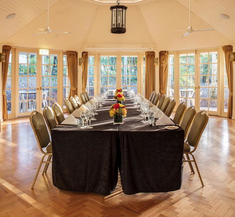 InterContinental Sanctuary Cove Resort, An IHG Hotel - Tourism Brisbane 16