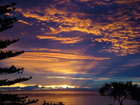 Burleigh Beach Tower - Tourism Brisbane 13