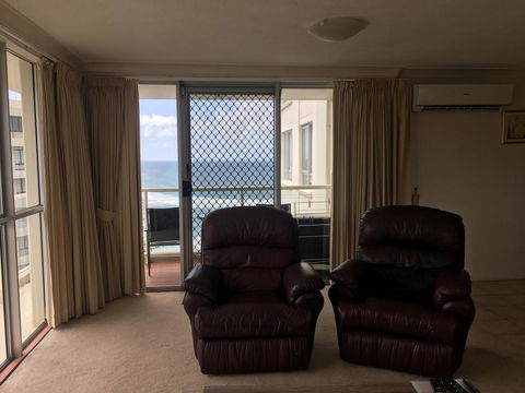 Burleigh Beach Tower - Tourism Brisbane 2