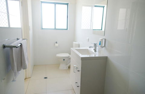 Bilinga Beach Motel - Tourism Brisbane 32