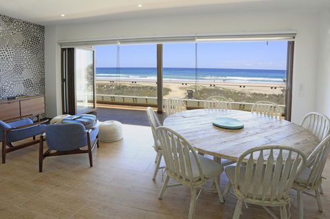 Bilinga Beach Motel - Tourism Brisbane 11
