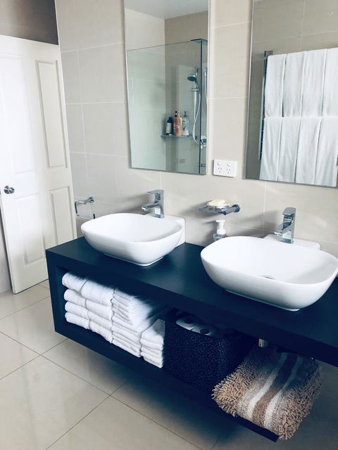 Bilinga Beach Motel - Tourism Brisbane 8