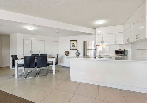 Sailport Mooloolaba Apartments - Tourism Brisbane 30