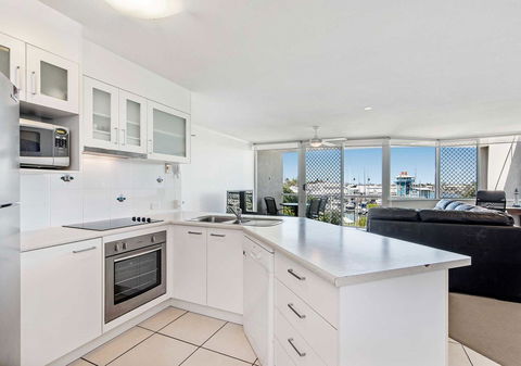 Sailport Mooloolaba Apartments - Tourism Brisbane 12