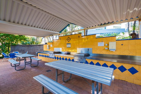Aegean Resort Apartments - Tourism Brisbane 38