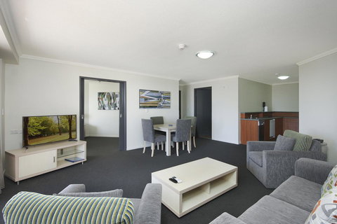 Sovereign On The Gold Coast - Tourism Brisbane 43