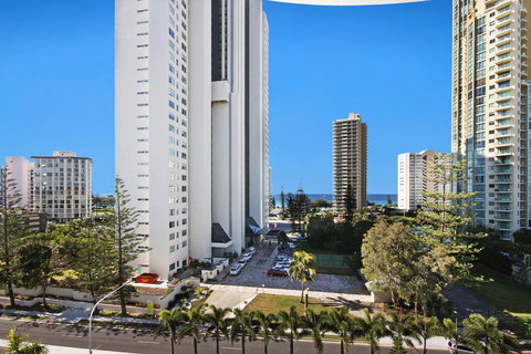 Sovereign On The Gold Coast - Tourism Brisbane 17