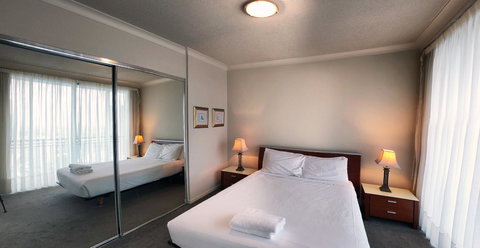 Private 2 Bedroom Apartment @ Chevron Towers - Tourism Brisbane 6