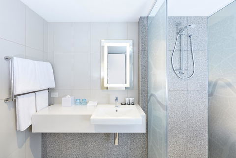 Holiday Inn Express Brisbane Central, An IHG Hotel - Tourism Brisbane 9