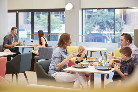 Holiday Inn Express Brisbane Central, An IHG Hotel - Tourism Brisbane 7