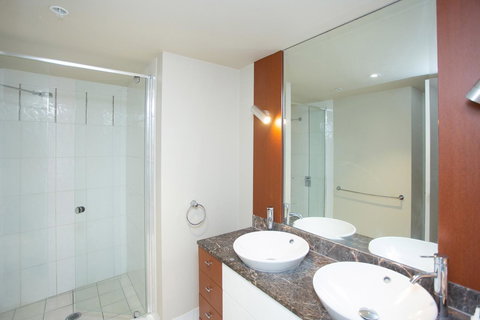 Chevron Renaissance - Private Apartments - Tourism Brisbane 3