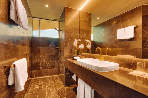 Eatons Hill Hotel - Brisbane Tourism 11