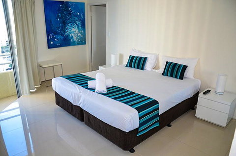 Zenith Ocean Front Apartments - Tourism Brisbane 38