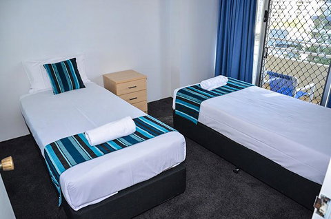 Zenith Ocean Front Apartments - Tourism Brisbane 14