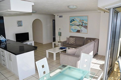 Zenith Ocean Front Apartments - Tourism Brisbane 25