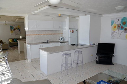 Zenith Ocean Front Apartments - Tourism Brisbane 42