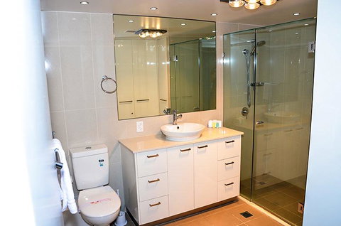 Zenith Ocean Front Apartments - Tourism Brisbane 39