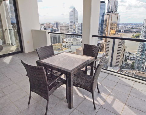 Oaks Brisbane River City Suites - Tourism Brisbane 7