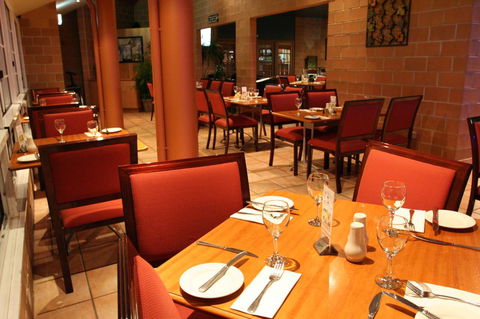 Windmill Motel & Events Centre - Brisbane Tourism 16