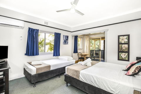 City Palms Brisbane - Tourism Brisbane 24