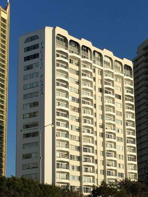 Pacific Plaza Apartments - Tourism Brisbane 1
