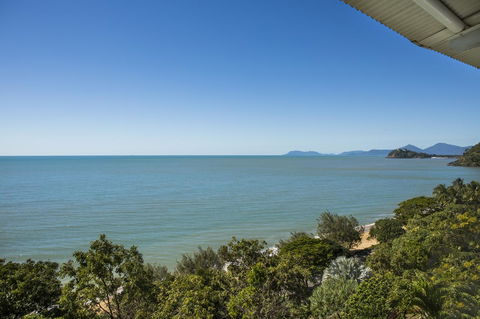 Amaroo At Trinity - Tourism Brisbane 1