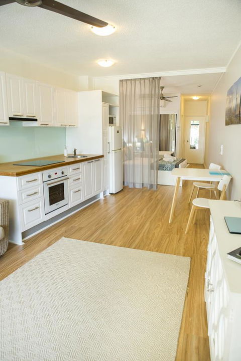 Amaroo At Trinity - Tourism Brisbane 11