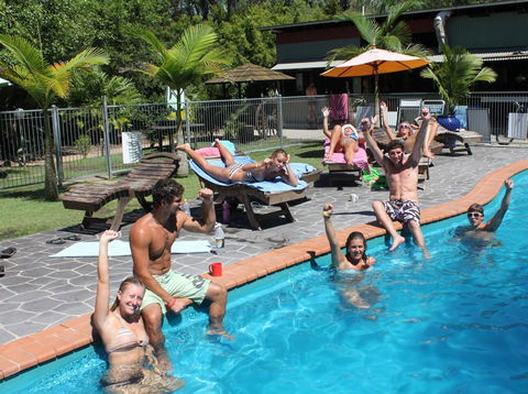 1770 Southern Cross Travellers Retreat - Tourism Brisbane 7