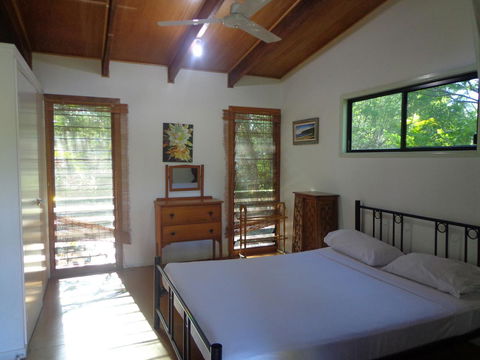 1770 Southern Cross Travellers Retreat - Tourism Brisbane 14