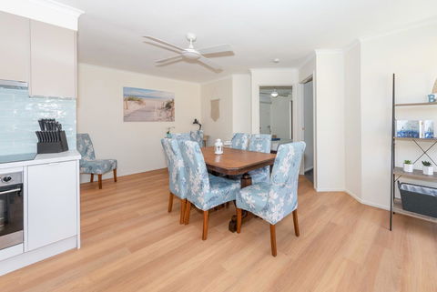 Waterfront Theme Park Getaway - Tourism Brisbane 5