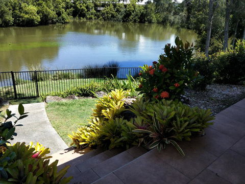 Waterfront Theme Park Getaway - Tourism Brisbane 21