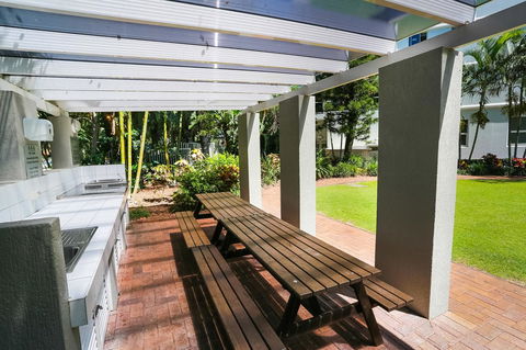 Oscar On Main Beach Resort - Tourism Brisbane 26