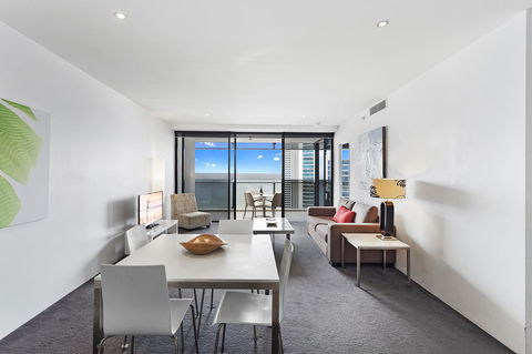 Holiday Holiday Circle On Cavill Apartments - Tourism Brisbane 40