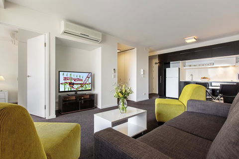 Code Apartments - Tourism Brisbane 5